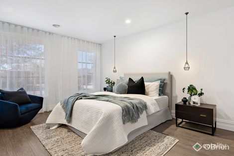 Property photo of 9 Infinity Drive Fraser Rise VIC 3336