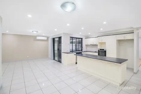 Property photo of 9 Burnside Place Forest Lake QLD 4078