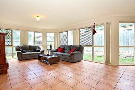 Property photo of 64 Coventry Circuit Carindale QLD 4152
