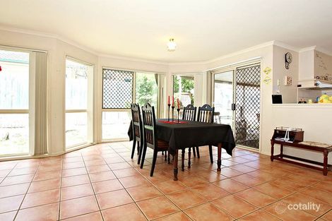 Property photo of 64 Coventry Circuit Carindale QLD 4152
