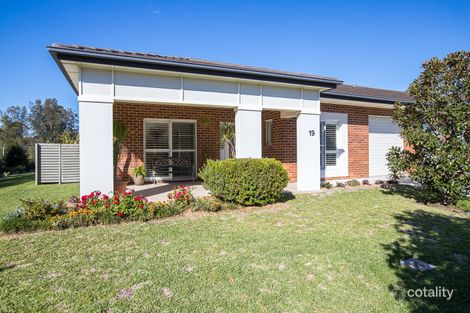 Property photo of 19 The Cove Drive Fullerton Cove NSW 2318