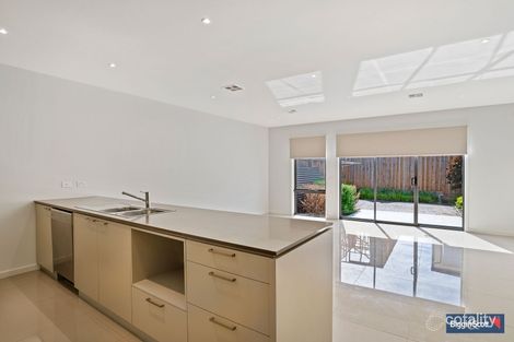 Property photo of 7 Haven Crescent Ascot Vale VIC 3032