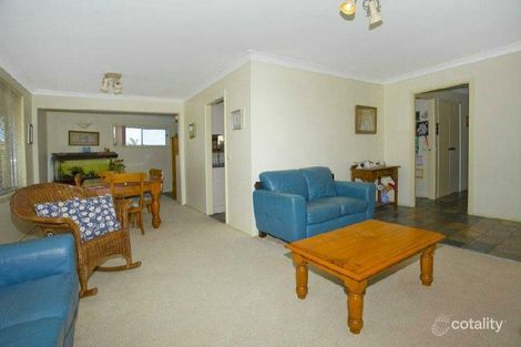 Property photo of 16 Karina Place Oak Flats NSW 2529