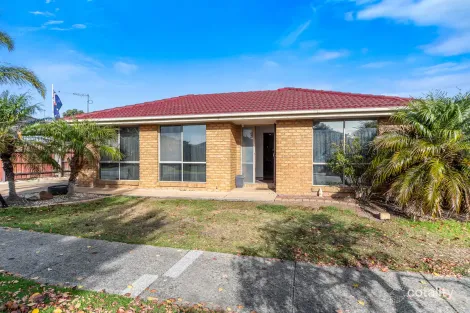 5 Lindas Way, Carrum Downs, VIC 3201