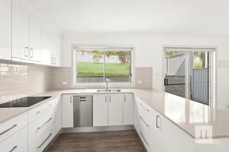 Property photo of 2/2-5 Pepper Close Toukley NSW 2263