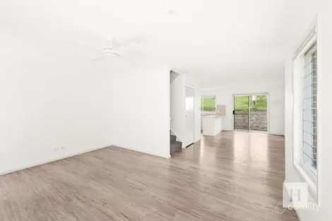 Property photo of 2/2-5 Pepper Close Toukley NSW 2263