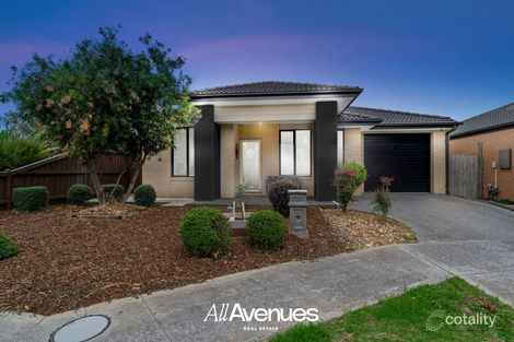 7 Reina Ct, Clyde North, VIC 3978