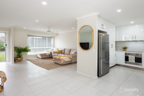 Property photo of 2/23 Chaplin Crescent Oxenford QLD 4210