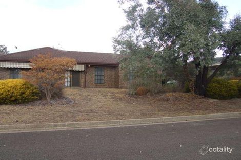 Property photo of 1 Tolcairn Crescent Flagstaff Hill SA 5159