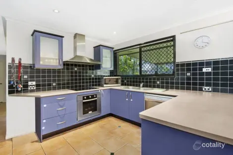 151 Mallawa Dr, Palm Beach, QLD 4221