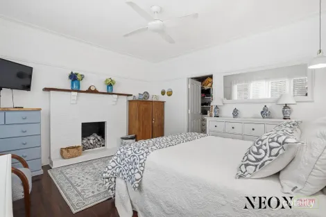 Property photo of 8 Snowball Road Kalamunda WA 6076
