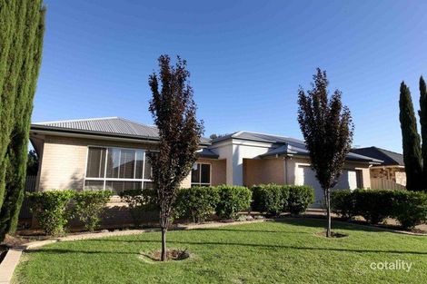 Property photo of 11 Theeuff Place Griffith NSW 2680