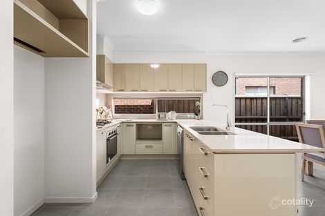 Property photo of 21 Winscombe Road Werribee VIC 3030