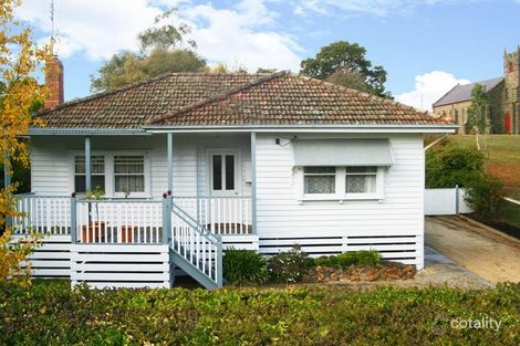 150 High St, Woodend, VIC 3442