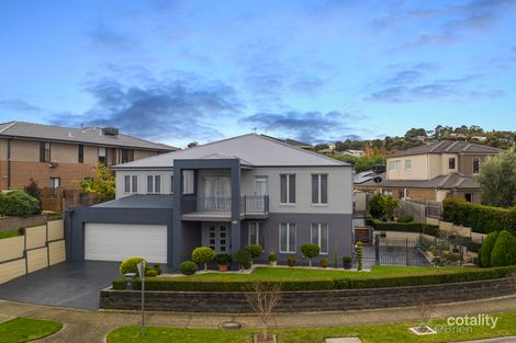 Property photo of 24 Sittella Drive Berwick VIC 3806