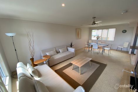 Property photo of 2/18 Pacific Avenue Tannum Sands QLD 4680