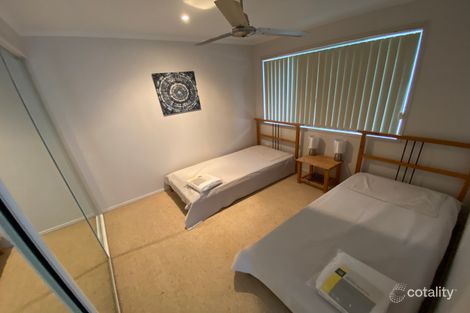 Property photo of 2/18 Pacific Avenue Tannum Sands QLD 4680