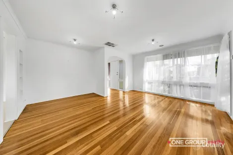 Property photo of 30 Savannah Crescent Epping VIC 3076