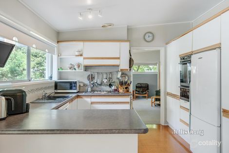 Property photo of 3 Rosalind Crescent Blackburn VIC 3130