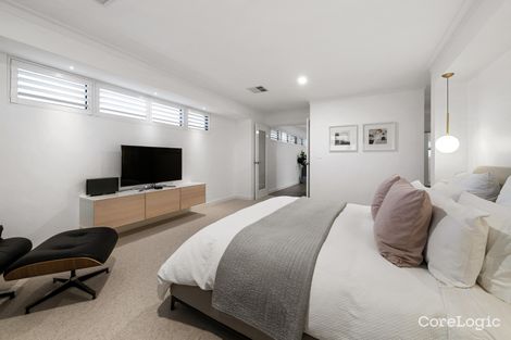 Property photo of 6 Letchworth Centre Avenue Salter Point WA 6152