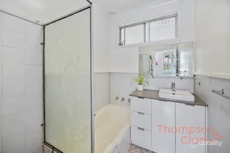 Property photo of 1 Roxburgh Street Lorn NSW 2320