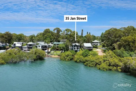 Property photo of 35 Jan Street Macleay Island QLD 4184
