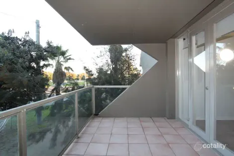 Property photo of 2/340 Beaconsfield Parade St Kilda West VIC 3182