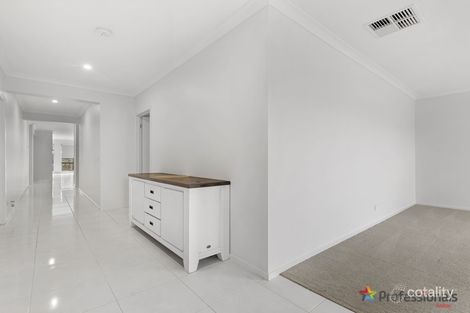 Property photo of 6 Abbey Road Beveridge VIC 3753