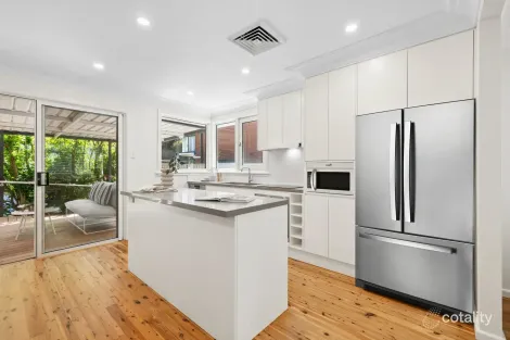 Property photo of 8 Dransfield Avenue Mascot NSW 2020