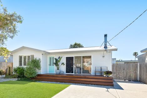 Property photo of 30 Kingston Place Tomakin NSW 2537