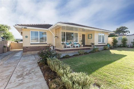 3 Penzance Ave, Christies Beach, SA 5165