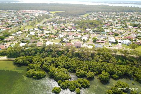 Property photo of 16 Loftus Place Sandstone Point QLD 4511