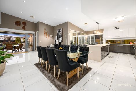 Property photo of 9 Quayside Drive Helensvale QLD 4212