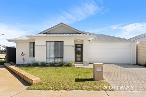34 Edenvale Dr, Hilbert, WA 6112