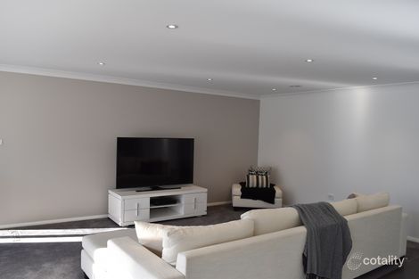 Property photo of 42 Molloy Drive Orange NSW 2800