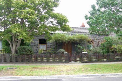 15 Elizabeth St, Newport, VIC 3015