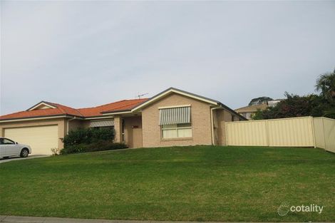 4 Dampier Ct, Lake Cathie, NSW 2445