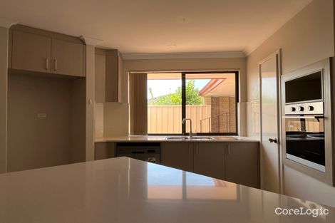 Property photo of 32 Sciano Avenue Success WA 6164