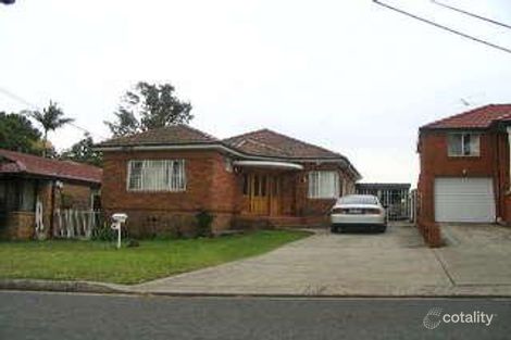 60 Clarendon Rd, Peakhurst, NSW 2210