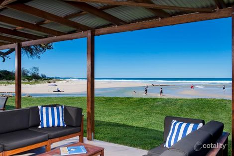 Property photo of 25 Ocean Road Brooms Head NSW 2463