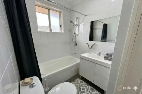 Property photo of 4 Kalambo Place St Clair NSW 2759