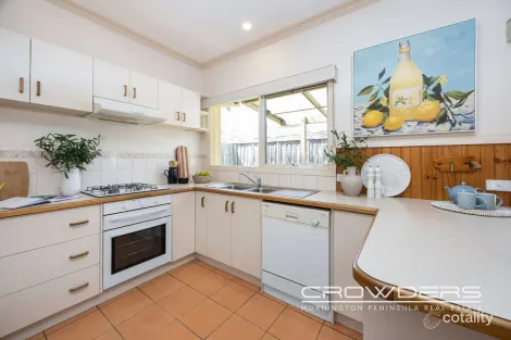 Property photo of 1/10 Weeroona Street Rye VIC 3941
