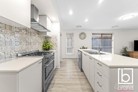 Property photo of 42 Norwood Avenue Hamlyn Terrace NSW 2259