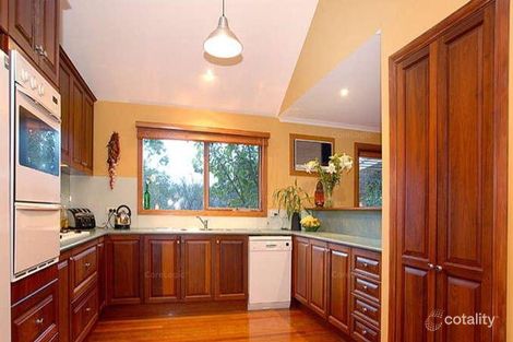 Property photo of 11 Bangalay Place Berwick VIC 3806