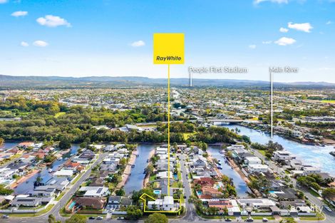 Property photo of 5 Pacific Boulevard Broadbeach Waters QLD 4218