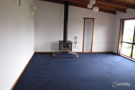 Property photo of 2 Pengali Place Devonport TAS 7310