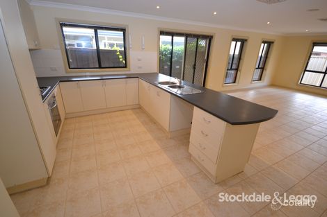 Property photo of 7 Minvi Terrace Cairnlea VIC 3023