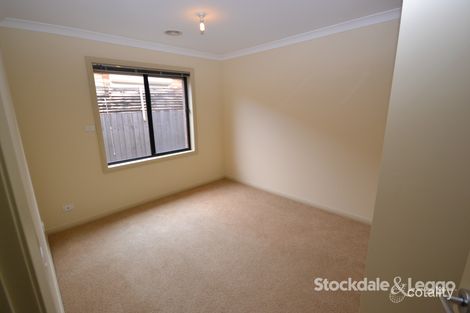 Property photo of 7 Minvi Terrace Cairnlea VIC 3023