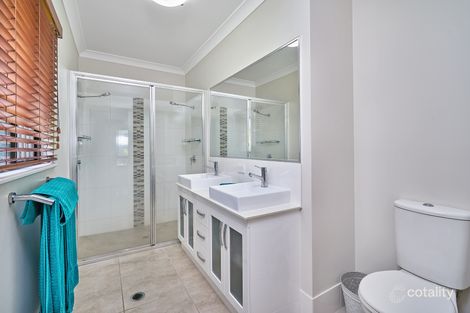 Property photo of 9 Shelbourne Street Bentley Park QLD 4869