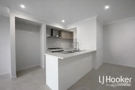 Property photo of 6 Celestial Way White Rock QLD 4306